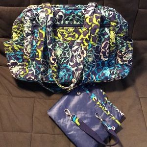 Vera Bradley Diaper Bag w/ pad in Katalina Blues